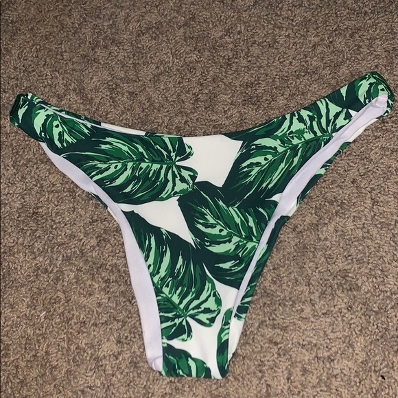 Leaf bikini bottoms Clearance